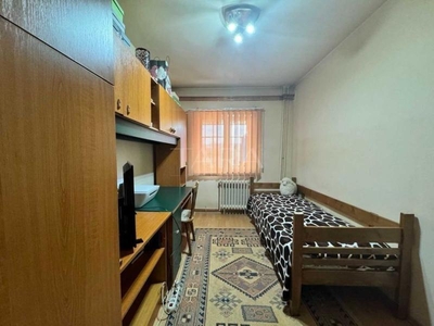 Apartament cu 3 camere de vanzare in Marasti