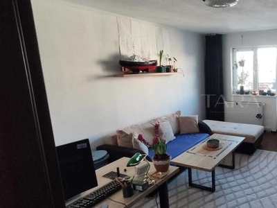 Apartament cu 3 camere in Manastur.