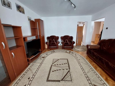 Apartament cu 4 camere de inchiriat in Manastur.