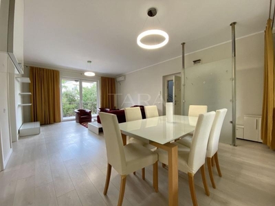 Apartament deosebit in vila, 5 camere, Andrei Muresanu