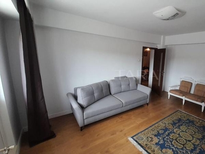 Inchiriere apartment cu 3 camere in zona centrala