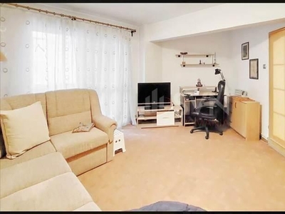 Vanzare apartament 2 camere decomandat Grivitei, Brasov