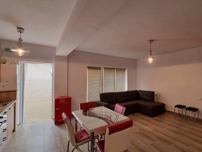 Vanzare apartament 2 camere zona Stejarului, Floresti!