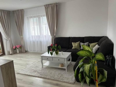 Vanzare apartament 3 camere decomandat bloc nou Noua, Brasov