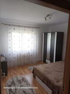 Vanzare apartament 3 camere decomandat Triaj, Brasov