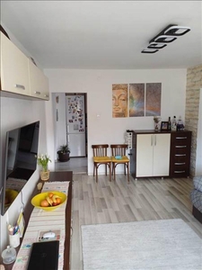 Vanzare apartament 3 camere etaj intermediar Noua, Brasov