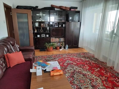 Vanzare apartament 4 camere decoomandat Vlahuta, Brasov