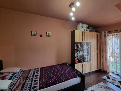 Vanzare apartament dragut cu 1 camera zona Eroilor Floresti!