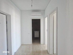 Apartament cu 3 camere la asfalt, etaj intermediar, Giroc