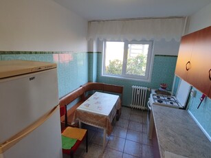 Inchiriere apartament 3 camere Drumul Taberei, Auchan, etajul 4/10