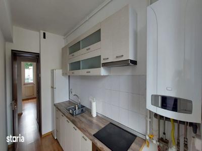 Apartament 2 camere modificat finisat zona Piata 56 mp