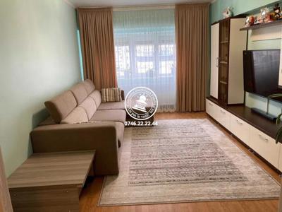 Apartament 4 camere de vanzare Nicolina