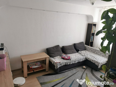 Apartament 2 camere decomandat Astra,63000 Euro