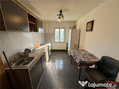 Apartament 2 camere, etaj 2, zona Unirea Principatelor