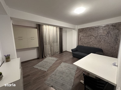 Apartament 3 camere, 83 mp, spatios, zona Calea Victoriei
