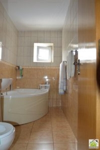 APARTAMENT VINZARE 4 CAMERE EROII REVOLUTIEI