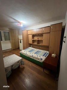 Apartament cu 3 camere,ultracentral,mobilat si utilat complet