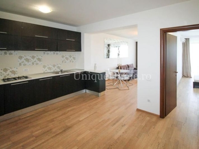 Iancu Nicolae: Apartament cu 2 camere cu o priveliste superba!