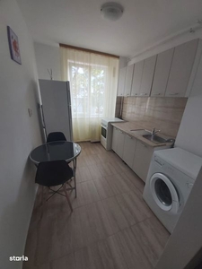 Vând apartament la casă, cu 2 camere, parter, zona Podgoria-Arad