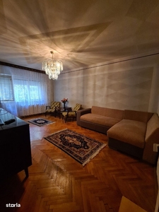 Închiriez apartament 2 camere,decomandat, etaj 1, lângă Liceul Baptist