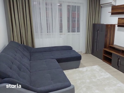 Inchiriez apartament in oras Titu