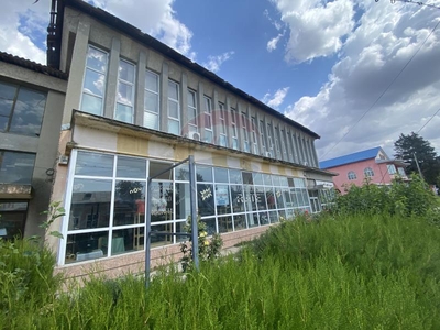 Spatiu comercial de vanzare in Draganesti Olt