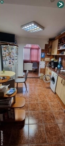 Vand apartament 2 camere Margeanului