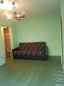 Vand apartament 3 camere Vitan