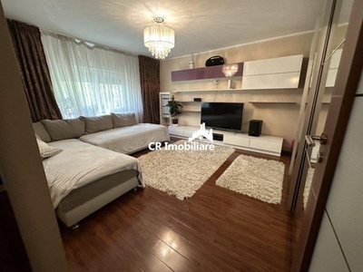 Vanzare apartament 3 camere Nasaud Liberty