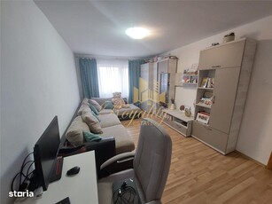 Apartament 2 camere, ETAJ 1, DECOMANDAT, CENTRALA PROPRIE- Zona Lipove