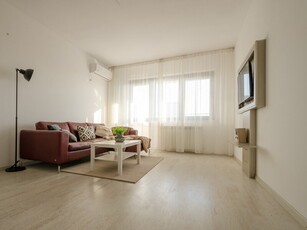 Inchiriere apartament 2 camere Aviatiei, bloc nou 2 camere