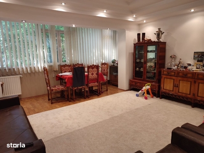 Apartament confort 1 / 4 camere/127mp Trivale 120000 euro negociabil