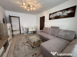 Apartament 2 camere, 55 mp, balcon, zona Centrala