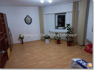 Apartament 2 camere decomandate Poarta 6