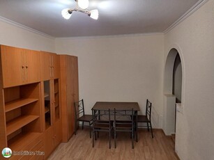 Apartament 2 camere, et.2, Cart. Micro 15