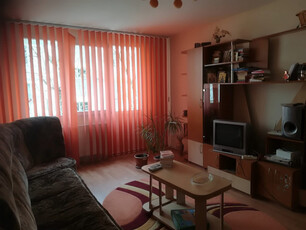 Apartament cu 3 camere