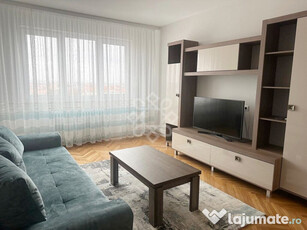 Apartament 3 camere de inchiriat B-dul Magheru Oradea