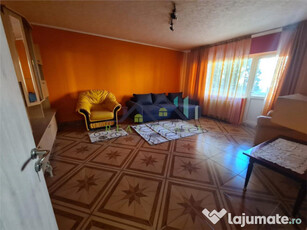 Apartament 3 camere etajul 2, Zona Noua