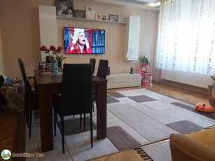 Apartament 3 camere mobilat-utilat, et 1, Zona Centrala