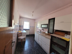 Apartament 3 camere zona ASTRA