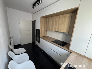 Apartament cu 2 camere, decomandat - zona Avantgarden 3