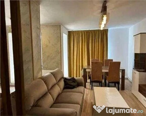 Apartament cu 4 camere, decomandat - zona Centru Civic