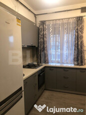 Apartament de vanzare, 2 camere, 44 mp, zona Tractorul