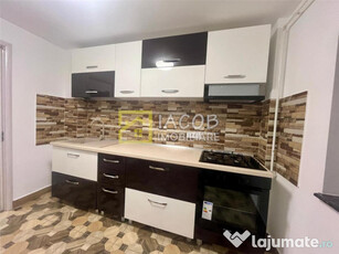 De apartament 2 camere, strada Mircea Eliade, Bacau