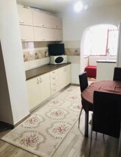 De inchiriat Apartament 3 camere, zona Dedeman. Pret inchiriere: 1500 Lei/luna.