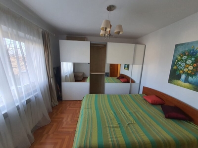 Apartament 2 camere Rond Alba Iulia, Decebal, pe Caloian Judetul