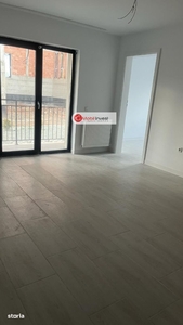 Apartament 3 camere, 2 bai, etaj 3 din 4, zona Cetate- Mercur