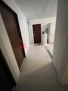 Apartament 4 camere, Locotenent Calin