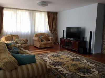 APARTAMENT 5 CAMERE