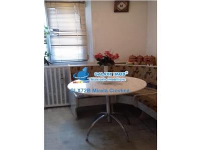 Vanzare apartament 3 camere Piata Unirii